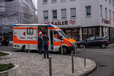 Stuttgart-Muenster: Kuechenbrand in Wohnhaus  loest Grosseinsatz aus